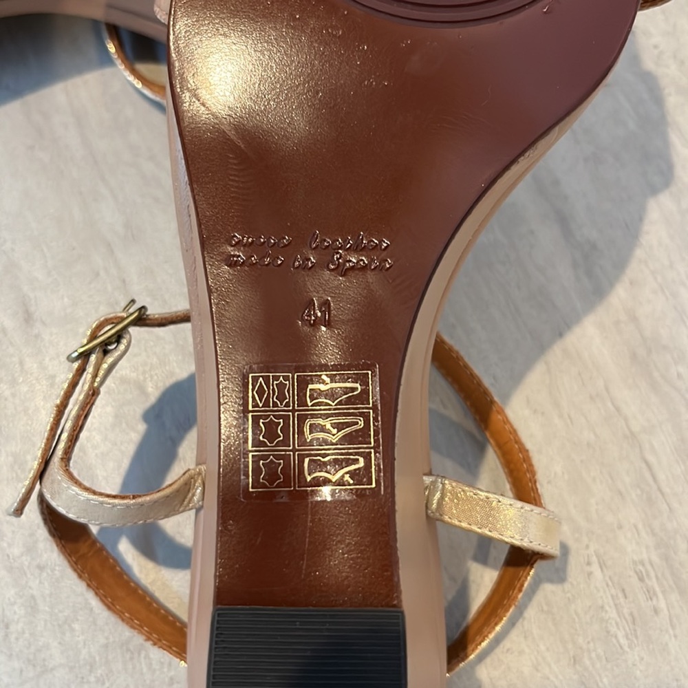 Chie Mihara strappy wedge - Picture 7 of 8